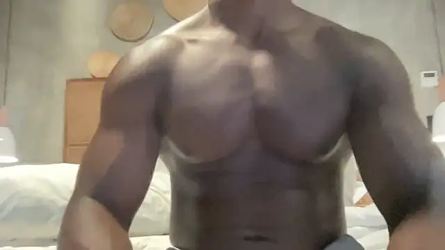 Snapshot of BodyandBBC chatting on 09/13/25, 05:24 BodyandBBC online show from 09/13/25, 05:24