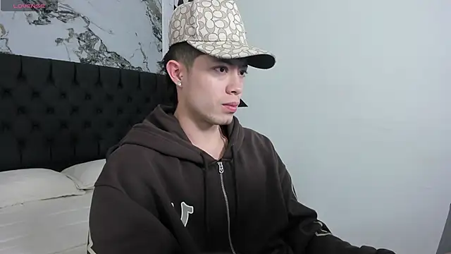 marcuscollins1  online show from 03/22/26, 12:30