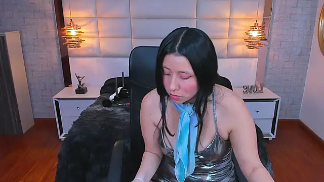 Nohemi louse online show from 01/31/26, 07:11