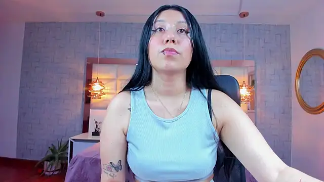 Snapshot of Nohemi_louse chatting on 07/17/26, 07:41 Nohemi louse online show from 07/17/26, 07:41
