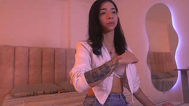 sara lopee1 online show from 01/17/26, 11:59