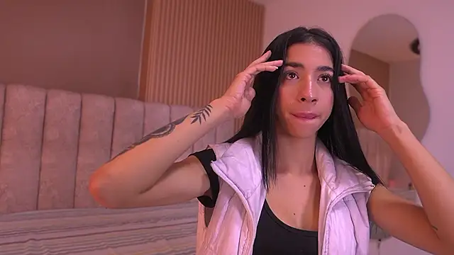 sara lopee1 online show from 02/08/26, 11:57