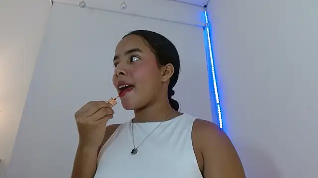 Roxy Stonee online show from 09/24/25, 08:12