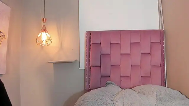 Roxy Stonee online show from 03/24/26, 07:30