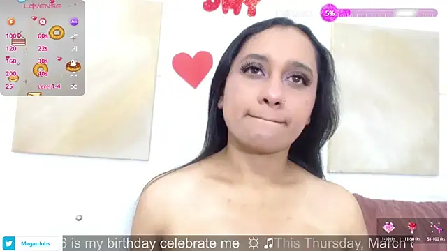 Snapshot of meganjobss chatting on 03/04/25, 12:33 meganjobss online show from 03/04/25, 12:33