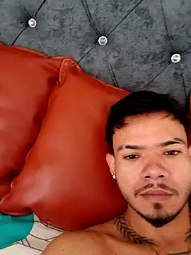 Snapshot of Niick01_ chatting on 11/04/25, 02:38 Niick01 online show from 11/04/25, 02:38