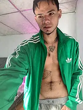 Snapshot of Niick01_ chatting on 11/26/25, 01:39 Niick01 online show from 11/26/25, 01:39