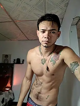 Snapshot of Niick01_ chatting on 12/05/25, 04:03 Niick01 online show from 12/05/25, 04:03