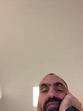 fuocovivo4 online show from 02/13/25, 12:21