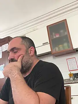 fuocovivo4 online show from 02/16/25, 09:15