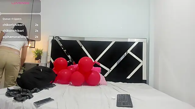 Snapshot of Annyrosee chatting on 03/01/25, 02:37 Annyrosee online show from 03/01/25, 02:37