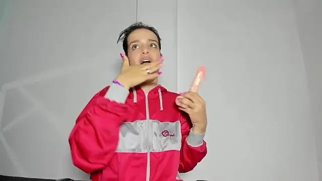 Snapshot of Annyrosee chatting on 03/20/25, 11:12 Annyrosee online show from 03/20/25, 11:12