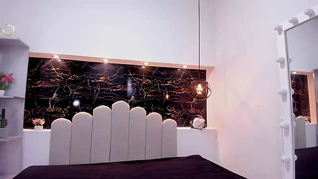 Snapshot of Annyrosee chatting on 02/28/26, 01:39 Annyrosee online show from 02/28/26, 01:39