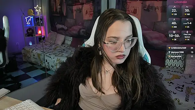 kaisajenner online show from 02/20/25, 02:18