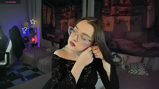 kaisajenner online show from 03/04/25, 03:48