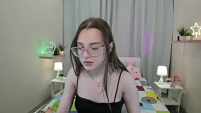 kaisajenner online show from 03/09/25, 11:25