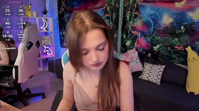 kaisajenner online show from 11/07/25, 06:30