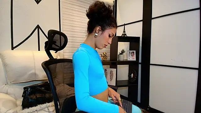 allicemackenzie online show from 03/07/25, 12:26