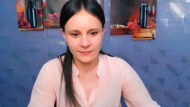 Snapshot of ValeriaHeart_ chatting on 03/14/25, 03:58 ValeriaHeart online show from 03/14/25, 03:58