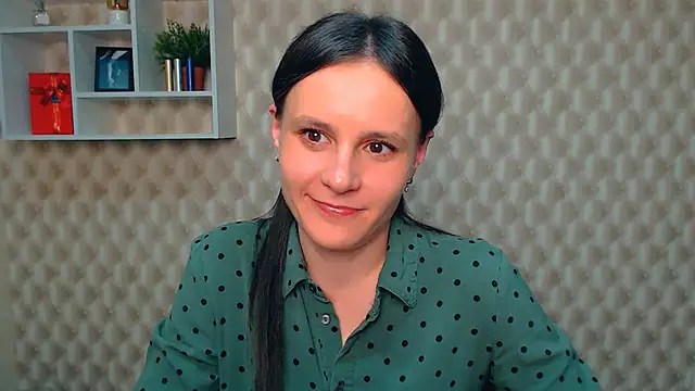 Snapshot of ValeriaHeart_ chatting on 03/21/25, 03:02 ValeriaHeart online show from 03/21/25, 03:02