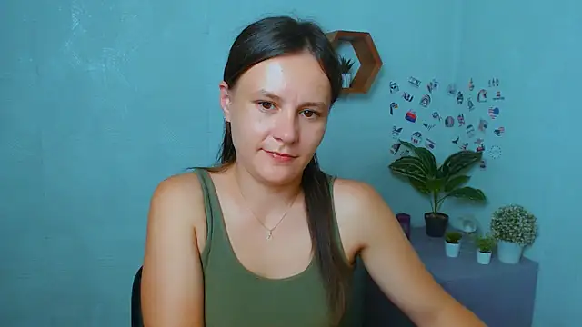 Snapshot of ValeriaHeart_ chatting on 09/09/25, 01:10 ValeriaHeart online show from 09/09/25, 01:10