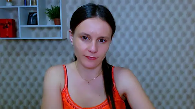 ValeriaHeart  online show from 02/03/26, 02:44