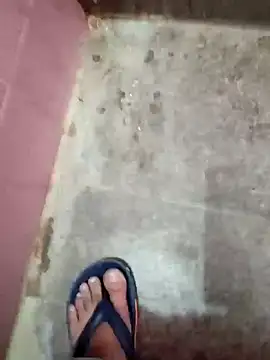 Snapshot of Hot_funky_boy chatting on 02/07/25, 03:01 Hot funky boy online show from 02/07/25, 03:01