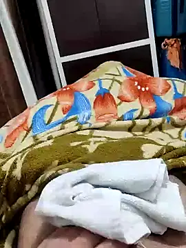 Snapshot of Hot_funky_boy chatting on 02/07/25, 07:27 Hot funky boy online show from 02/07/25, 07:27