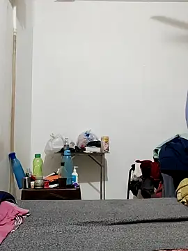 Snapshot of Hot_funky_boy chatting on 02/17/25, 12:59 Hot funky boy online show from 02/17/25, 12:59