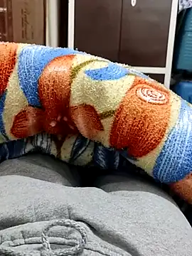 Snapshot of Hot_funky_boy chatting on 02/19/25, 05:38 Hot funky boy online show from 02/19/25, 05:38