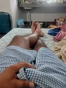 Hot funky boy online show from 04/12/26, 08:30