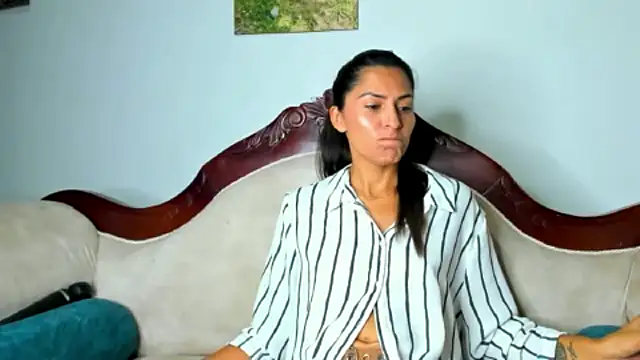 Snapshot of Sofiadelacruz chatting on 10/02/25, 10:17 Sofiadelacruz online show from 10/02/25, 10:17