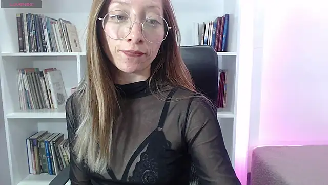 Snapshot of Carlin_Diaz chatting on 02/10/25, 04:52 Carlin Diaz online show from 02/10/25, 04:52