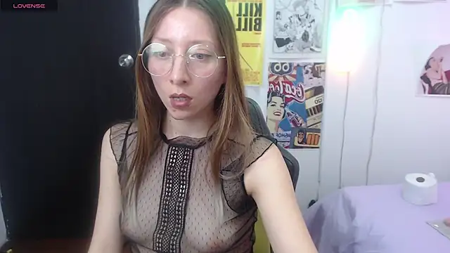 Snapshot of Carlin_Diaz chatting on 02/19/25, 12:25 Carlin Diaz online show from 02/19/25, 12:25