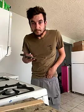 Snapshot of Codybugs0206 chatting on 11/06/25, 04:52 Codybugs0206 online show from 11/06/25, 04:52