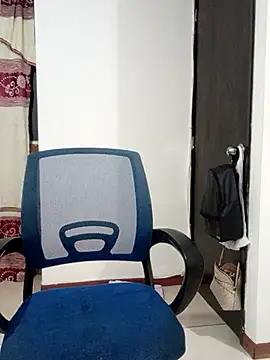 Snapshot of Nathaly-777 chatting on 12/13/25, 11:32 Nathaly-777 online show from 12/13/25, 11:32