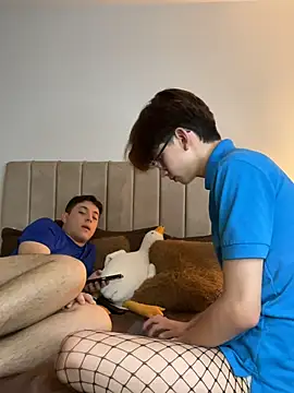 Snapshot of jacob_and_sam chatting on 11/02/25, 08:11 jacob and sam online show from 11/02/25, 08:11