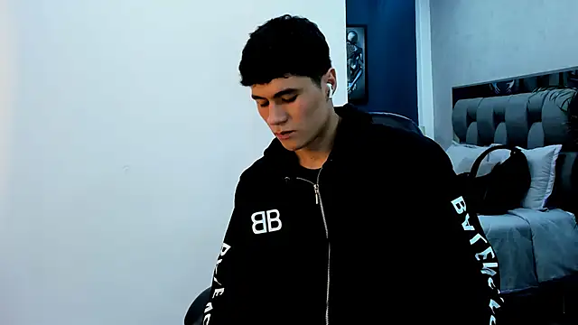 roan birkin online show from 11/24/25, 07:13