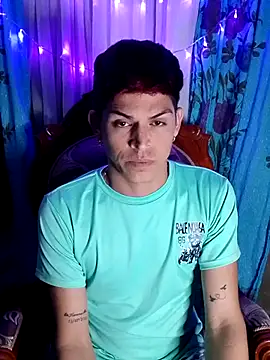 Snapshot of duquehotvoy chatting on 02/12/25, 03:51 duquehotvoy online show from 02/12/25, 03:51