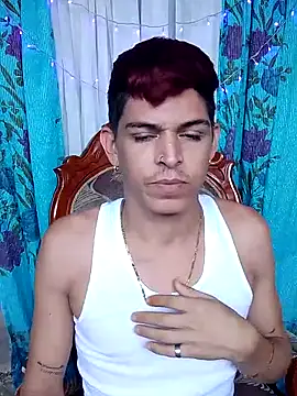 Snapshot of duquehotvoy chatting on 02/13/25, 09:06 duquehotvoy online show from 02/13/25, 09:06