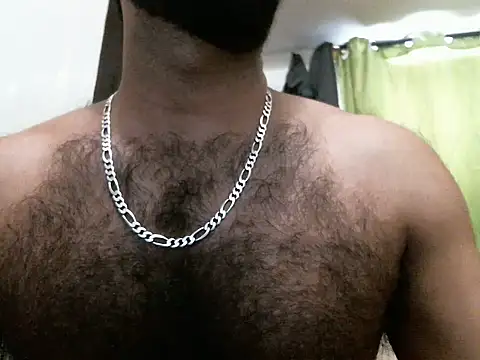 Snapshot of indianhairybull chatting on 11/26/25, 04:35 indianhairybull online show from 11/26/25, 04:35