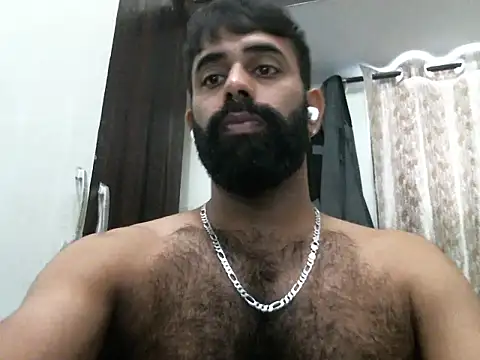 Snapshot of indianhairybull chatting on 01/06/26, 04:38 indianhairybull online show from 01/06/26, 04:38