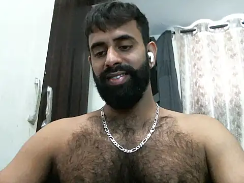 Snapshot of indianhairybull chatting on 02/09/26, 04:49 indianhairybull online show from 02/09/26, 04:49