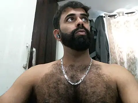 Snapshot of indianhairybull chatting on 02/20/26, 04:42 indianhairybull online show from 02/20/26, 04:42