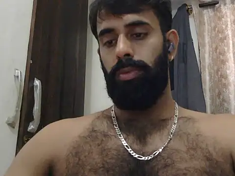 Snapshot of indianhairybull chatting on 06/18/26, 04:57 indianhairybull online show from 06/18/26, 04:57