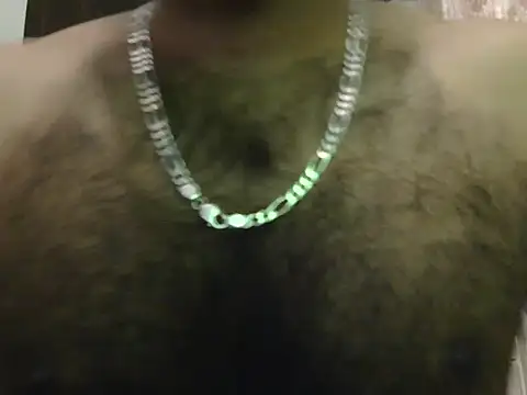 Snapshot of indianhairybull chatting on 06/19/26, 04:17 indianhairybull online show from 06/19/26, 04:17