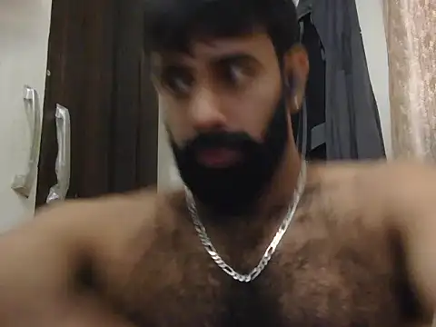 Snapshot of indianhairybull chatting on 07/05/26, 04:52 indianhairybull online show from 07/05/26, 04:52
