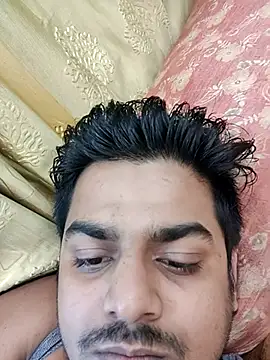 Snapshot of sethgamble000777 chatting on 02/02/25, 11:40 sethgamble000777 online show from 02/02/25, 11:40