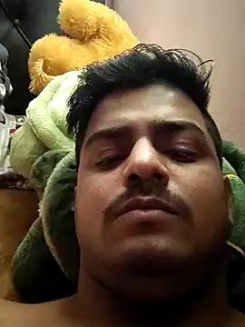 Snapshot of sethgamble000777 chatting on 02/11/25, 01:41 sethgamble000777 online show from 02/11/25, 01:41