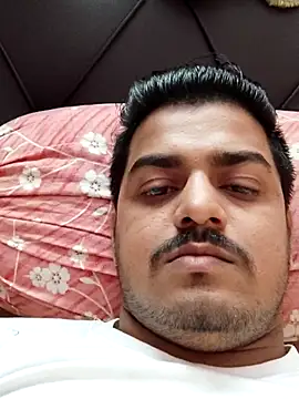 Snapshot of sethgamble000777 chatting on 03/01/25, 11:06 sethgamble000777 online show from 03/01/25, 11:06